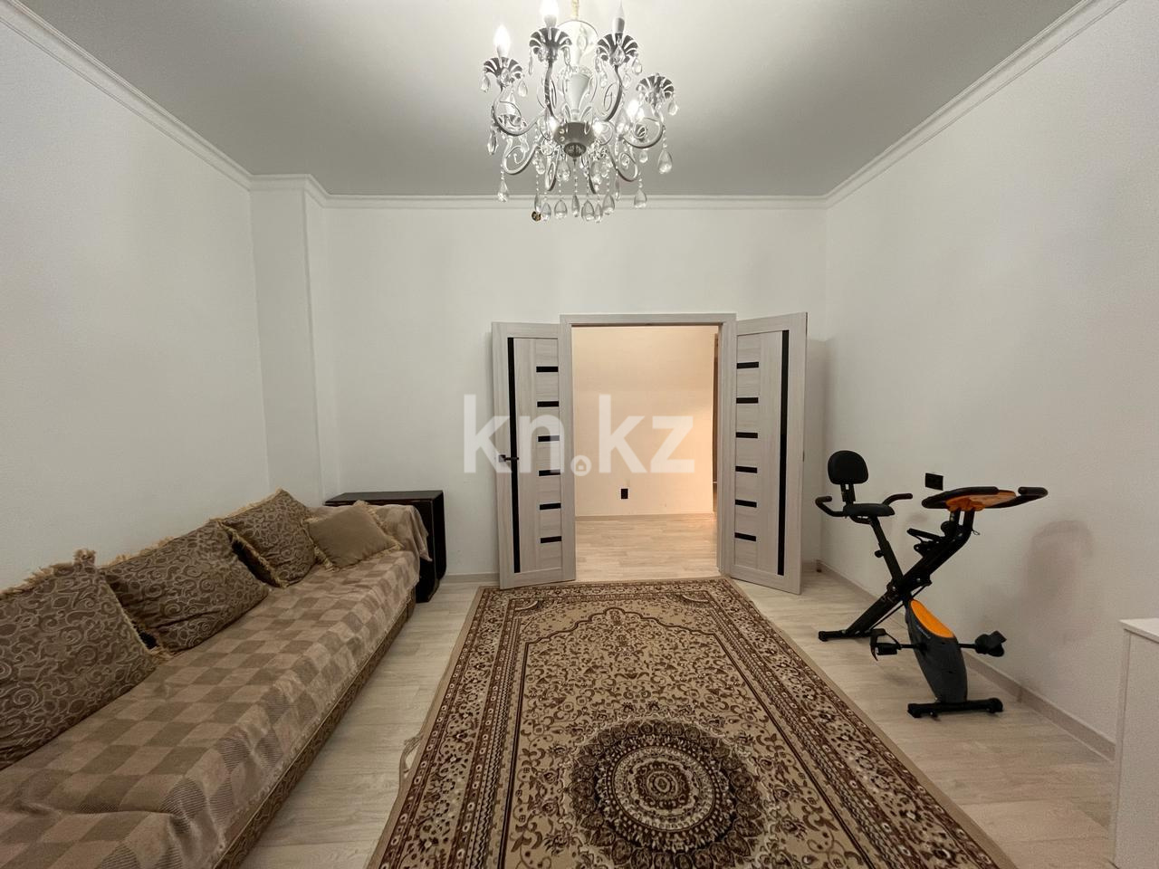 Продажа 3-комнатной квартиры, 63 м², ул. Кулкыбаева, дом  13 - Продажа квартир в новостройках Караганды фото 2 из 14