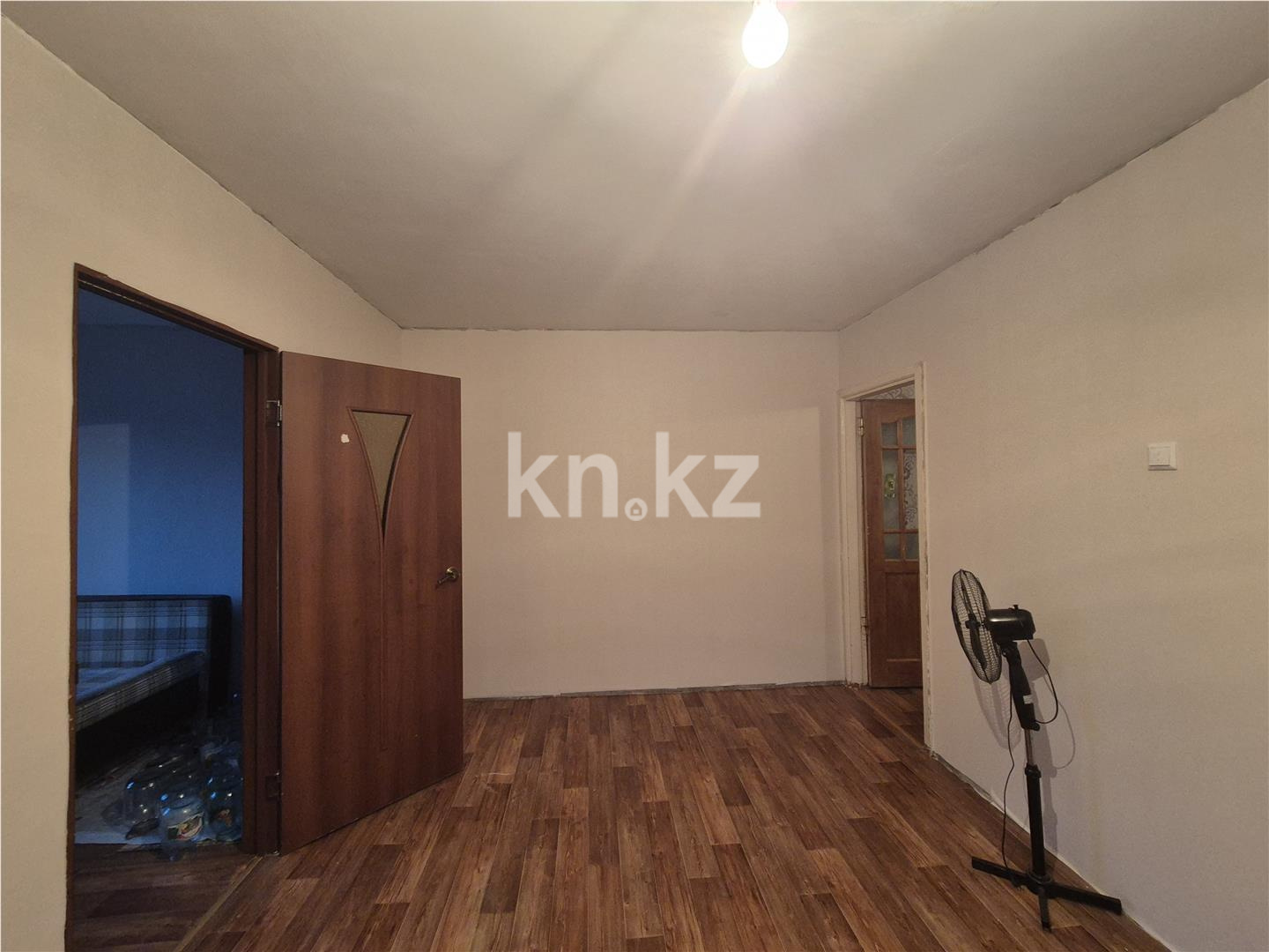 Продажа 4-комнатной квартиры, 61 м², ул. 6-й мик-н в Темиртау - фото 4