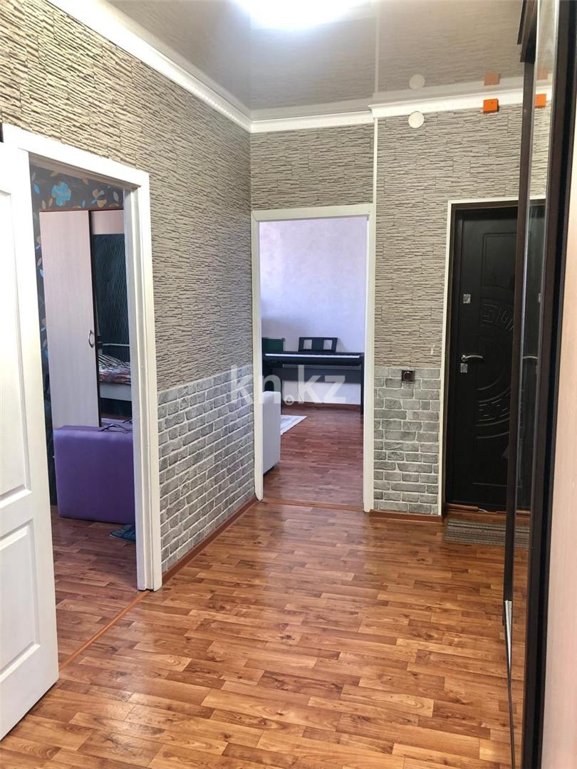 Продажа 3-комнатной квартиры, 80 м², ул. Сарыарка, дом  31 в Караганде - фото 4