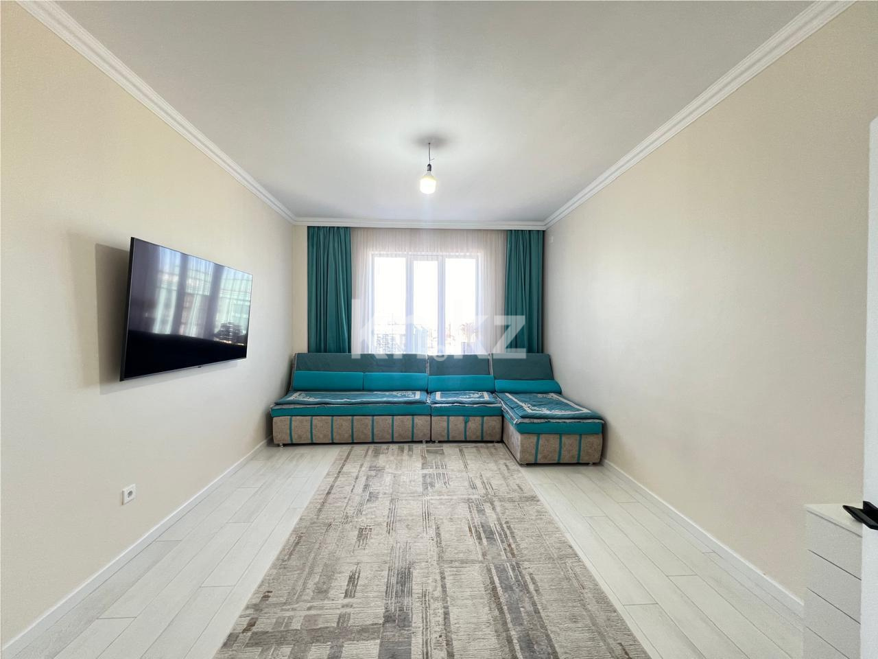 Продажа 2-комнатной квартиры, 62 м², ул. Дюсембекова, дом  83/1 - Продажа квартир в Караганде фото 1 из 19