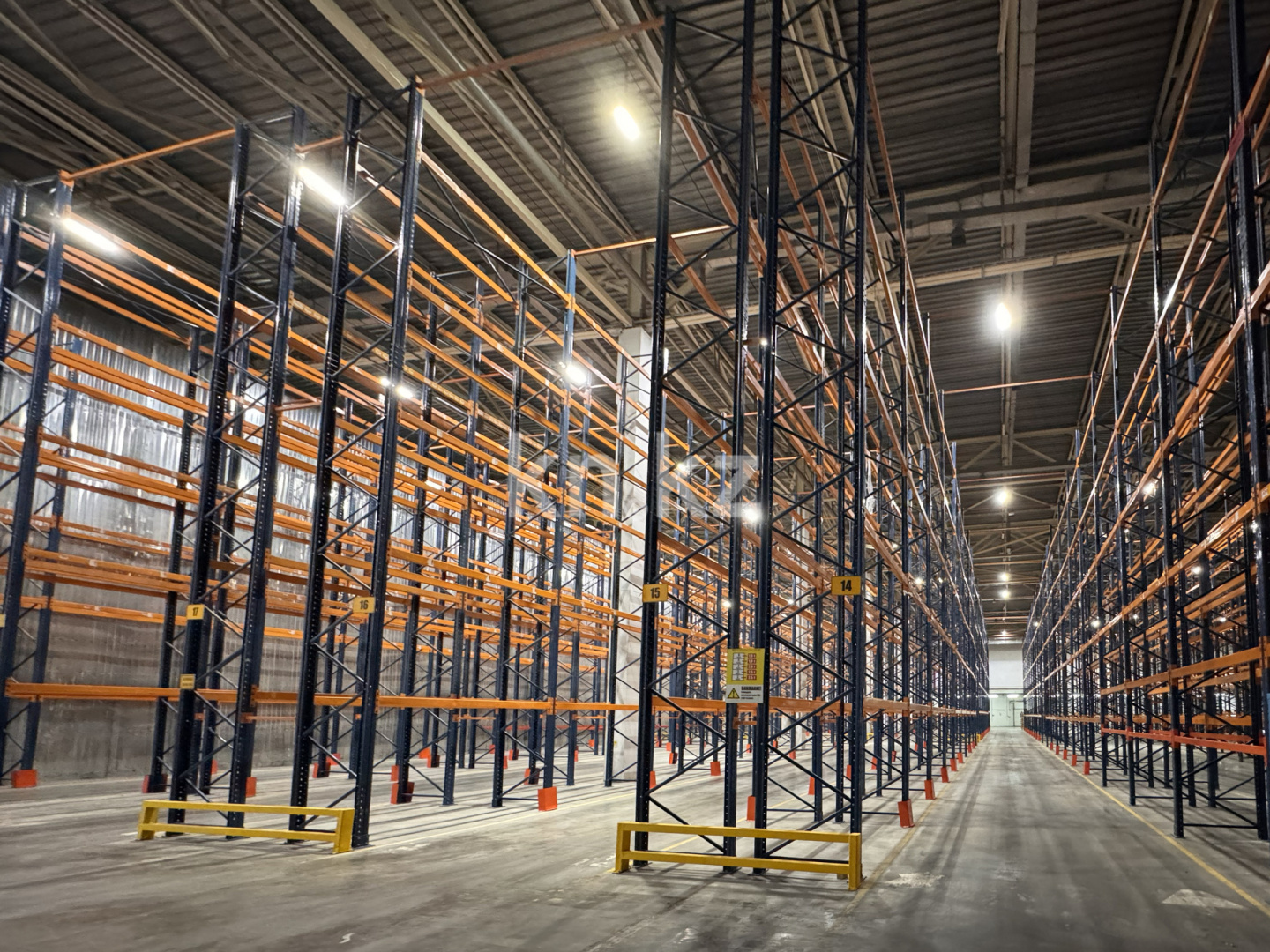 Аренда , 7319 м², Суюнбая, дом  258в в Алматы - фото 3