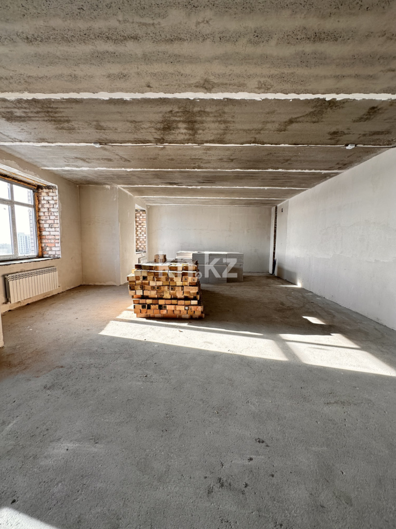 Продажа 2-комнатной квартиры, 68 м² - Продажа квартир в Караганде с фото - страница 2 фото 1 из 9