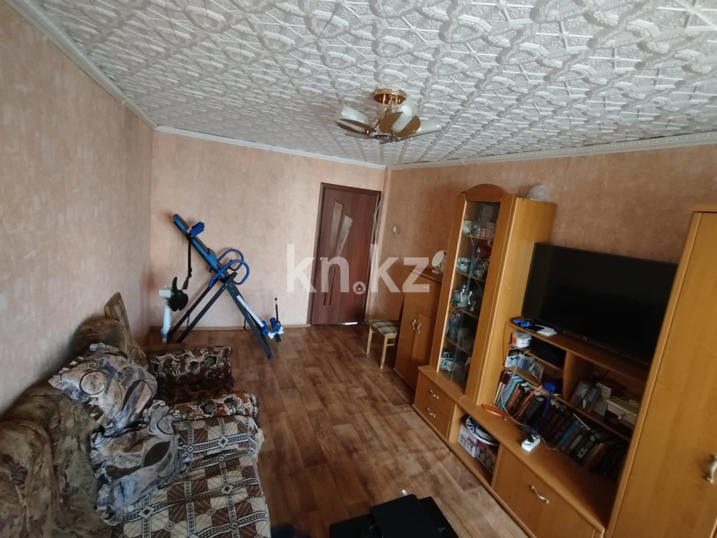 Продажа 3-комнатной квартиры, 67.5 м², ул. 40-летия Победы, дом  74 - Продажа  трехкомнатных квартир в Шахтинске фото 1 из 6