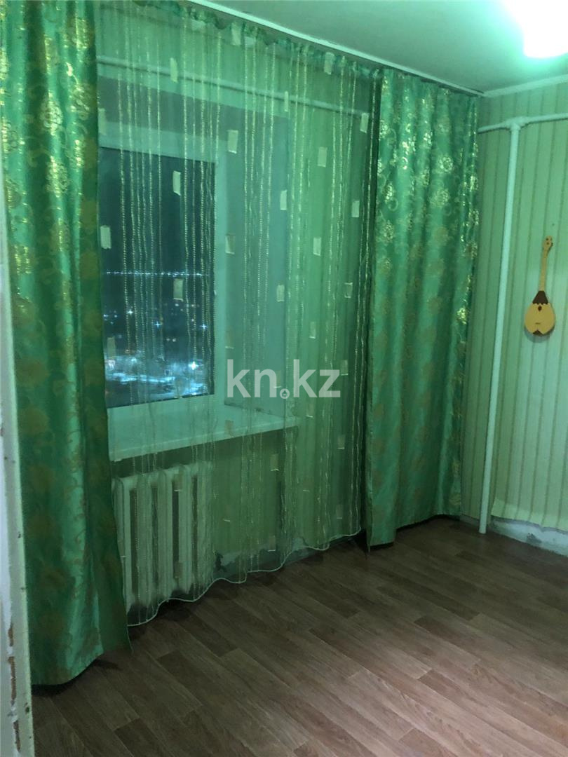 Продажа 3-комнатной квартиры, 54 м², ул. Абая - Продажа  трехкомнатных квартир в Темиртау фото 1 из 15