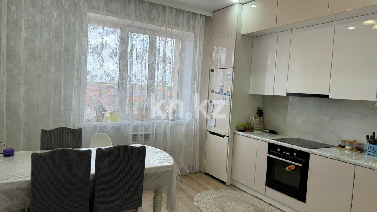 Продажа 3-комнатной квартиры, 84 м², ул. Муканова, дом  51/8 в Караганде - фото 12