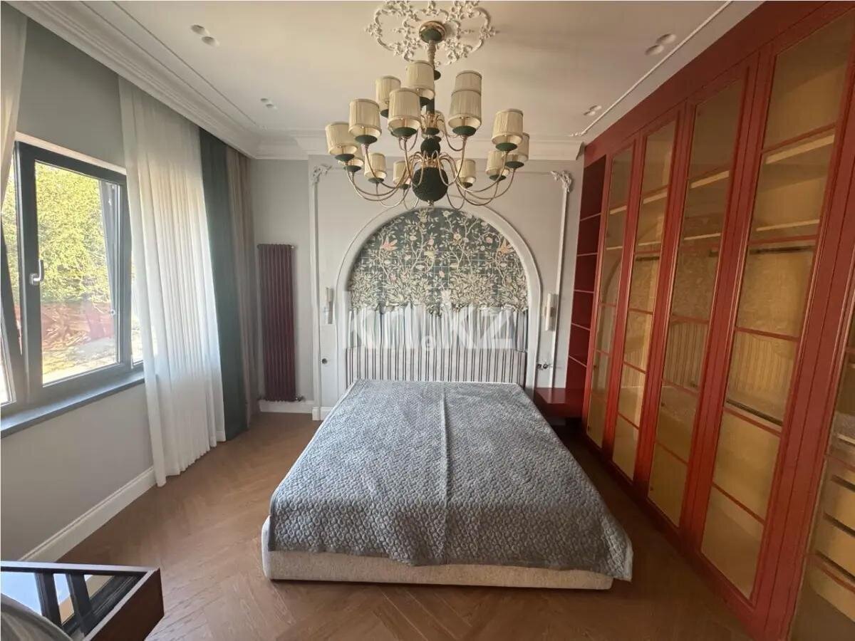 Продажа 1-комнатной квартиры, 61.5 м² в Алматы