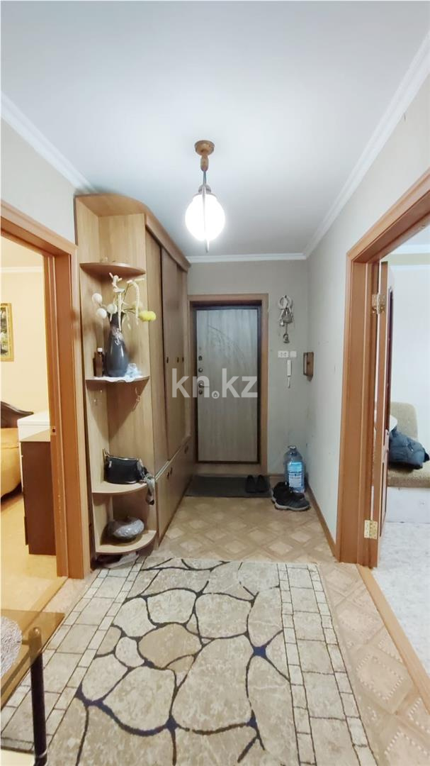 Продажа 3-комнатной квартиры, 62 м², 19 мкр. - Продажа квартир в Караганде фото 10 из 16