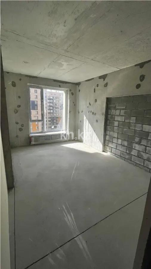 Продажа 3-комнатной квартиры, 64 м², ул. Розыбакиева, дом  197/2 в Алматы - фото 2