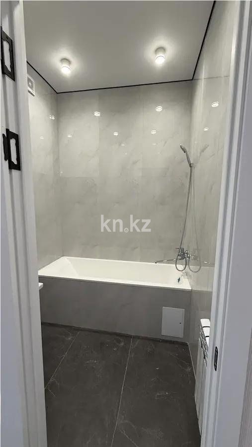 Продажа 3-комнатной квартиры, 71.7 м², ул. Е-429, дом  8 в Астане - фото 2