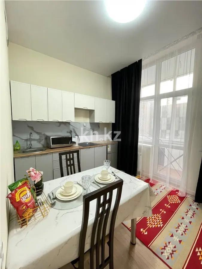 Продажа 1-комнатной квартиры, 42 м², пр. Туран, дом  50/5 в Астане - фото 2