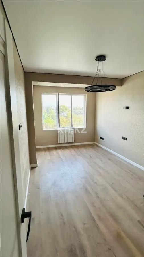 Продажа 1-комнатной квартиры, 38 м², ул. Есенова, дом  160/3 - Продажа квартир в Алматы фото 1 из 4