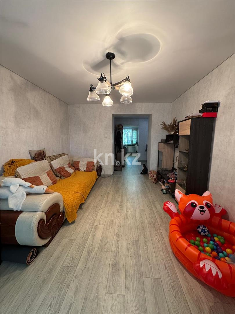 Продажа 2-комнатной квартиры, 51 м², ул. Аманжолова - Продажа квартир в Караганде фото 3 из 11