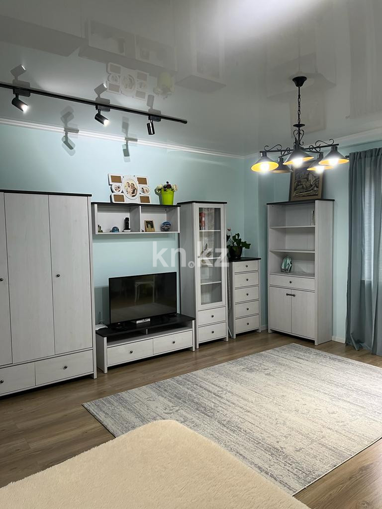 Аренда 1-комнатной квартиры посуточно, 50 м², ул. Навои, дом  208/8 - ул. Торайгырова - Аренда  однокомнатных квартир посуточно в Алматы фото 4 из 10