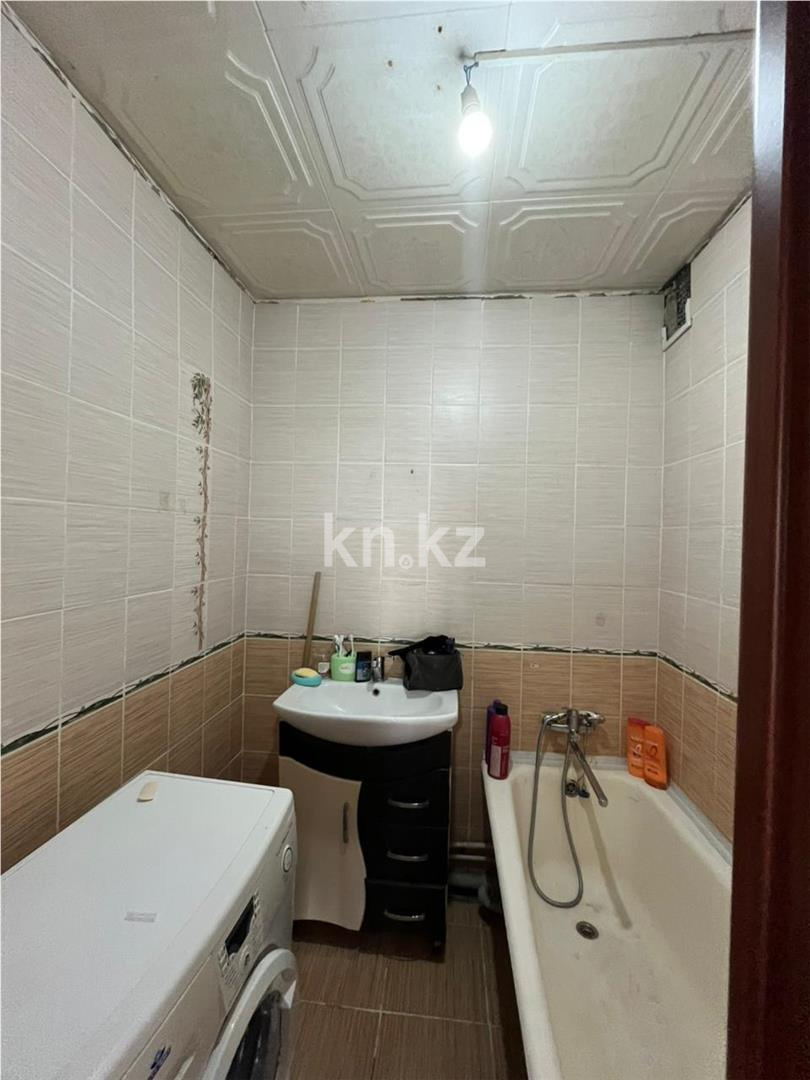 Продажа 1-комнатной квартиры, 35 м², мкр-н Степной-4 - Продажа  однокомнатных квартир в Караганде фото 7 из 12