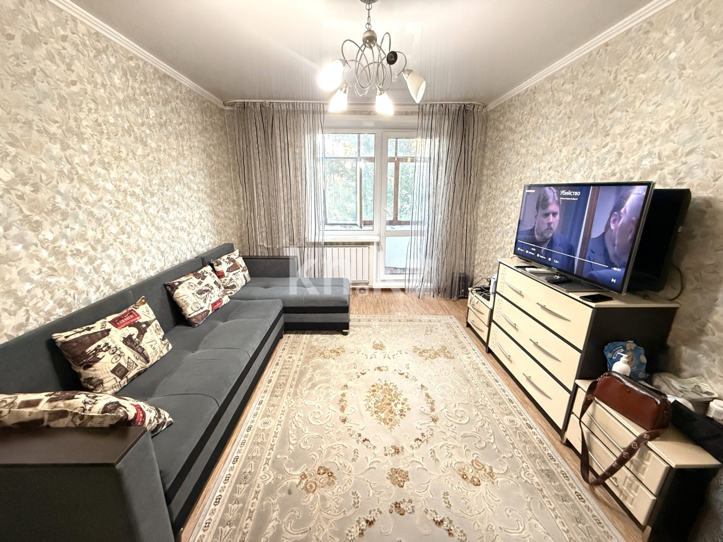 Продажа 3-комнатной квартиры, 64 м², мкр-н Мамраева (Восток-5), дом  26 - Продажа  трехкомнатных квартир в Караганде фото 1 из 26
