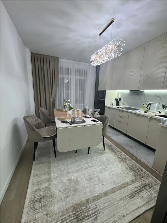 Продажа 3-комнатной квартиры, 102 м², пр. Абая, дом  165/1 в Алматы - фото 3