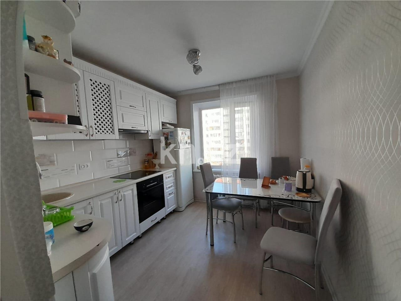 Продажа 3-комнатной квартиры, 74 м² - Продажа квартир в Караганде в Майкудуке - страница 2 фото 10 из 13