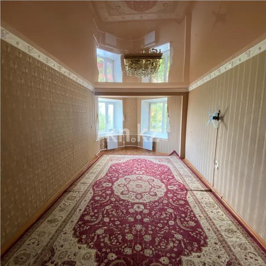 Продажа 3-комнатной квартиры, 63 м², мкр-н Восток-3, дом  8 - Продажа  трехкомнатных квартир в Караганде с фото фото 1 из 7