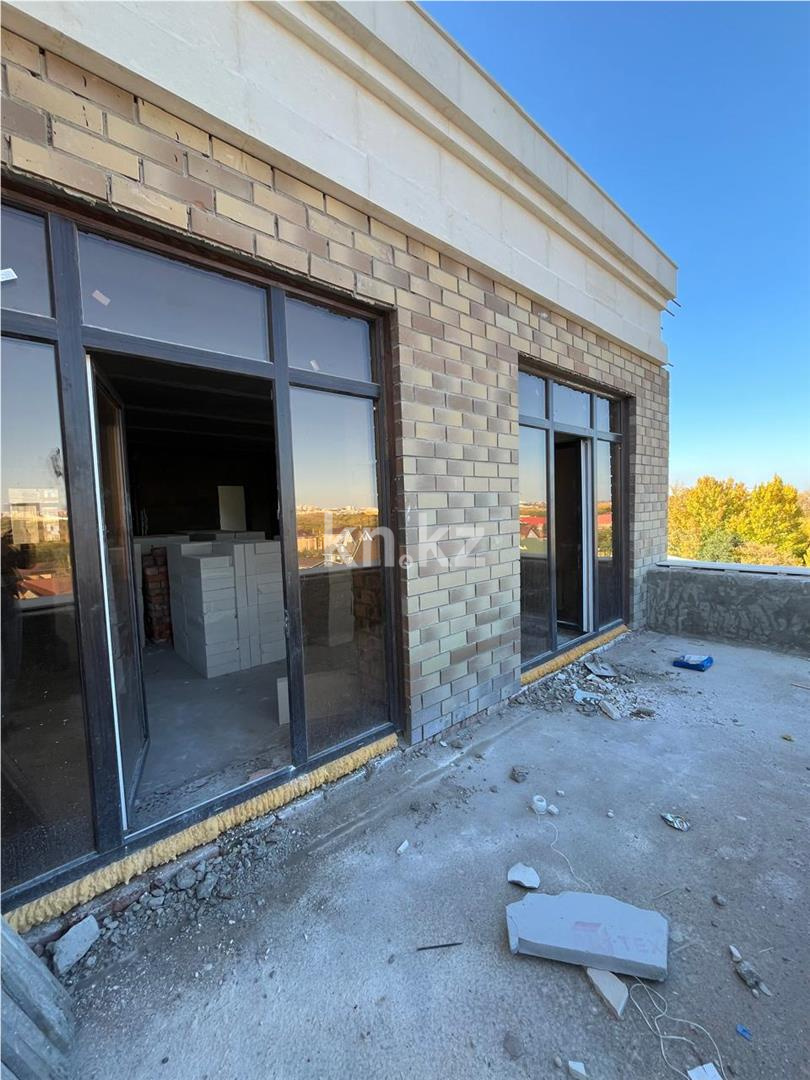 Продажа 4-комнатной квартиры, 136 м², ул. Аманжолова, дом  96/3 - Продажа квартир в Караганде фото 10 из 12