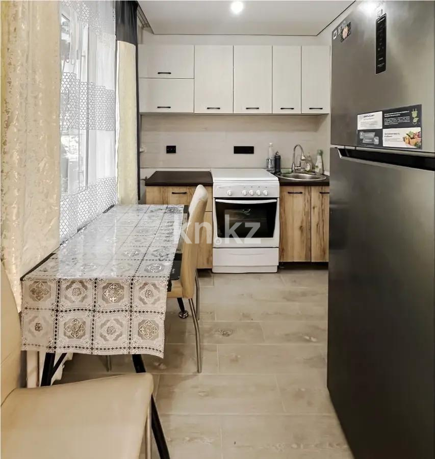 Продажа 3-комнатной квартиры, 59 м², ул. Кунаева, дом  15 в Алматы - фото 4