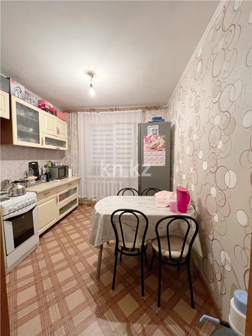 Продажа 2-комнатной квартиры, 54 м², мкр. Степной-4 - Продажа квартир в Караганде с фото фото 3 из 7