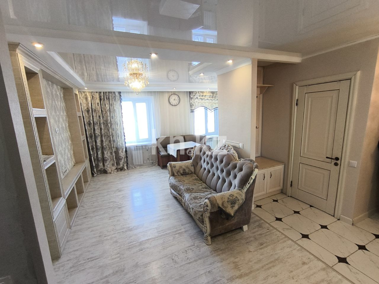 Продажа 4-комнатной квартиры, 70.3 м² в Караганде - фото 3