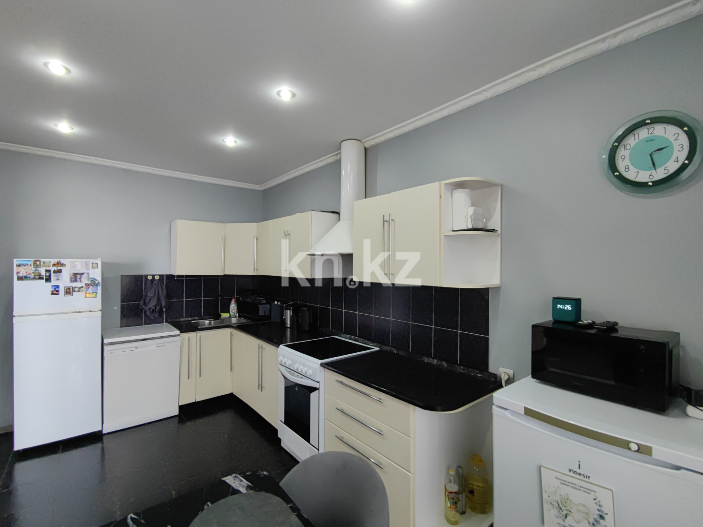 Продажа 4-комнатной квартиры, 122 м², пр. Республики, дом  40 - Продажа  четырехкомнатных квартир в Караганде фото 15 из 32