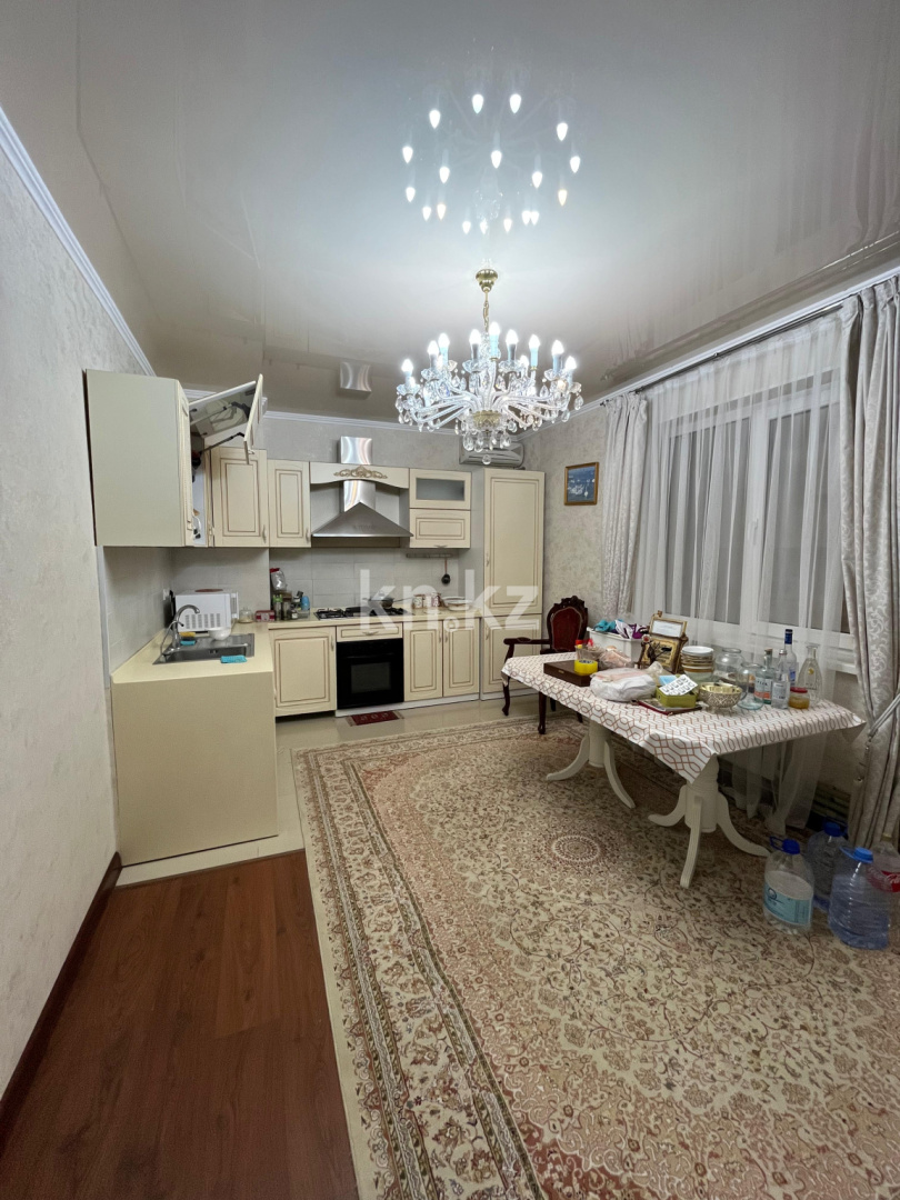 Продажа 7-комнатного дома, 380 м², мкр-н Самал-2, дом  111 - Продажа квартир в Шымкенте фото 16 из 26