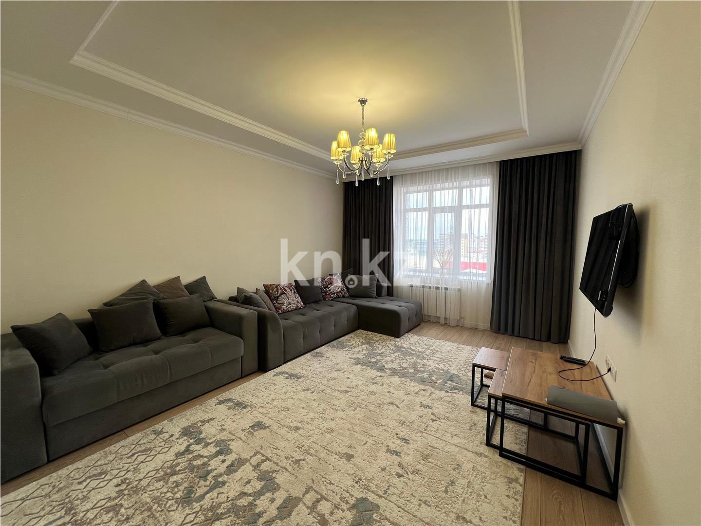 Продажа 3-комнатной квартиры, 94 м², мкр-н Гульдер-1 - Продажа квартир в Караганде фото 1 из 12