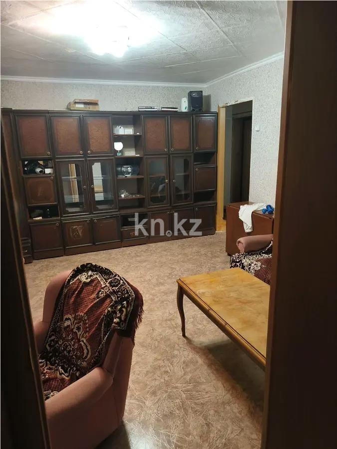Продажа 3-комнатной квартиры, 55 м², ул. 6-й мик-н, дом  20 - Продажа квартир в Темиртау без посредников фото 1 из 9