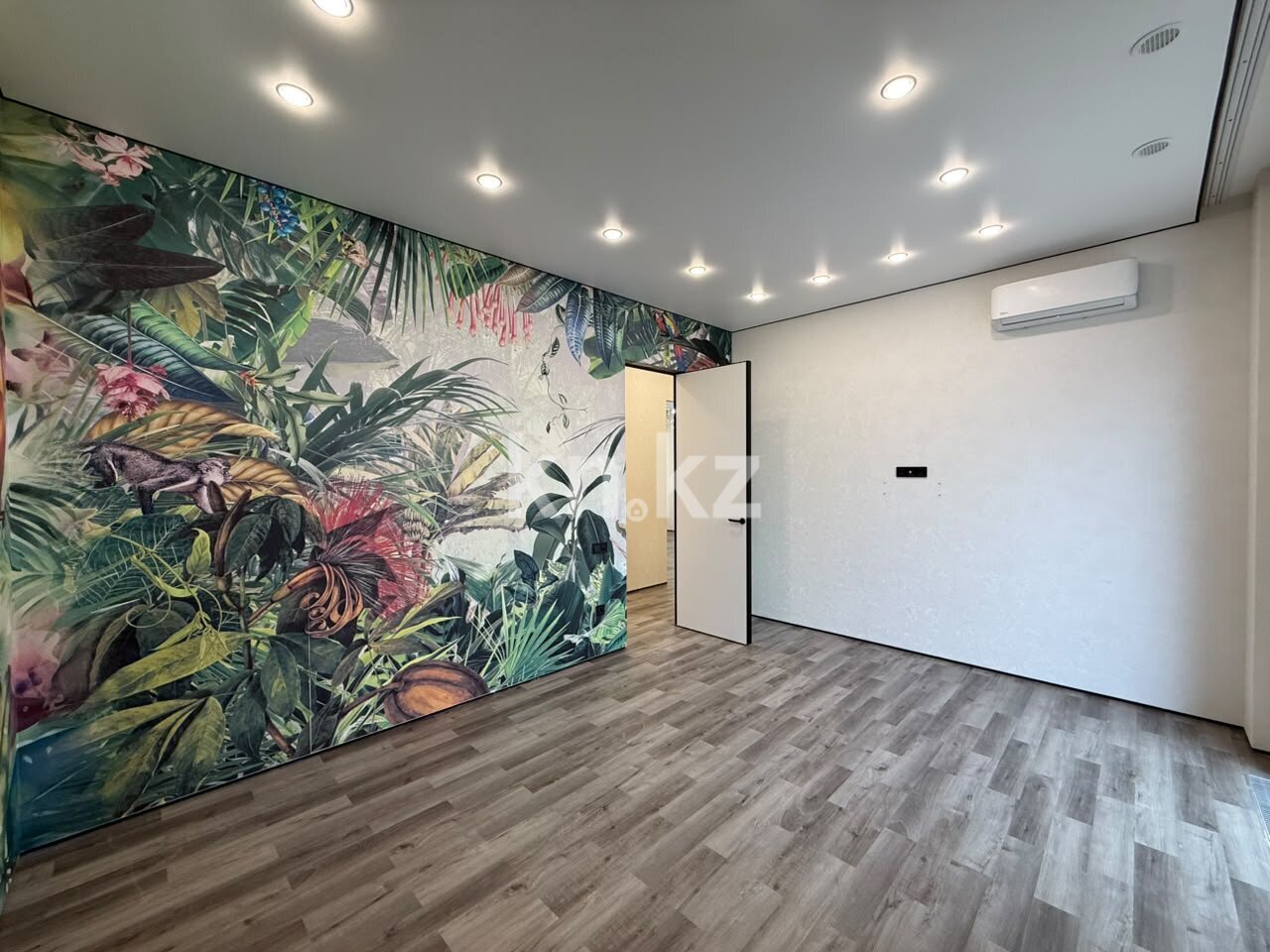 Продажа 4-комнатной квартиры, 145 м² в Астане - фото 2