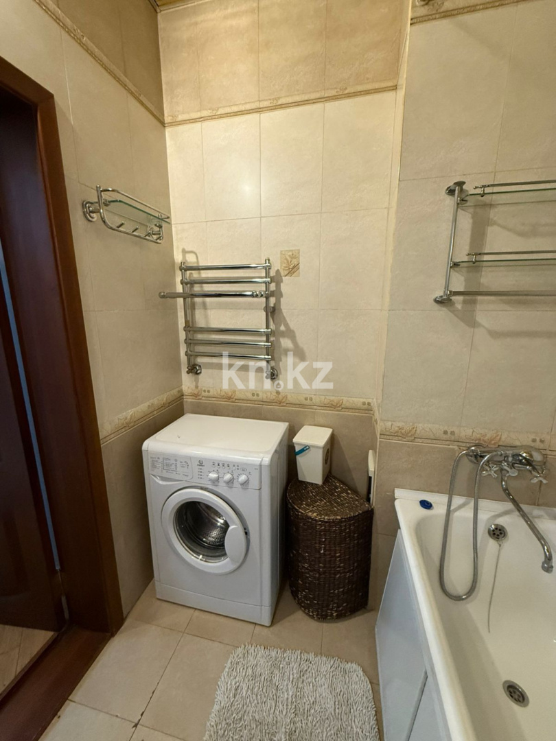 Аренда 3-комнатной квартиры, 75 м² - Аренда трехкомнатных квартир помесячно в Алматы фото 15 из 16