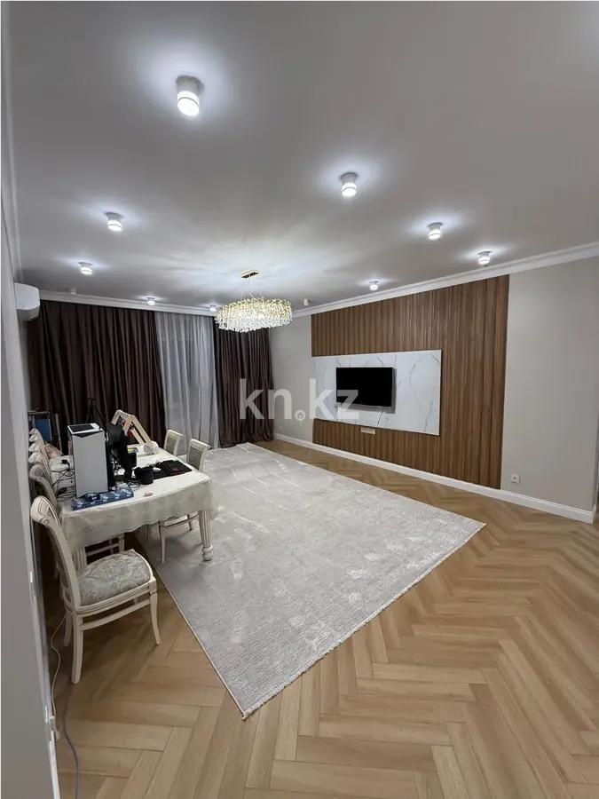 Продажа 3-комнатной квартиры, 142 м², ул. Кожамкулова, дом  269 - Продажа квартир в Казахстане фото 1 из 5