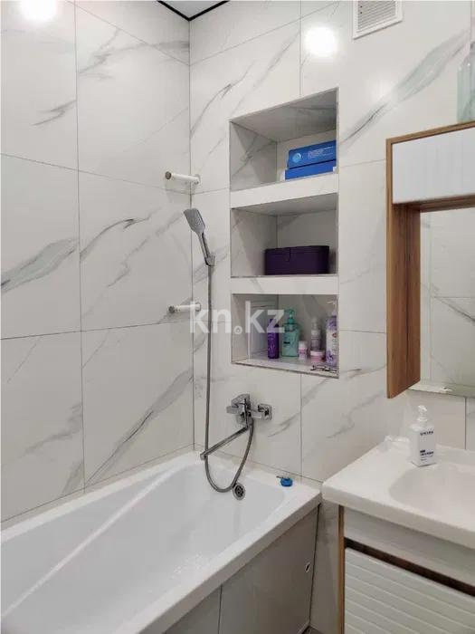 Продажа 2-комнатной квартиры, 63 м², ул. Есенова, дом  160/3 в Алматы - фото 4