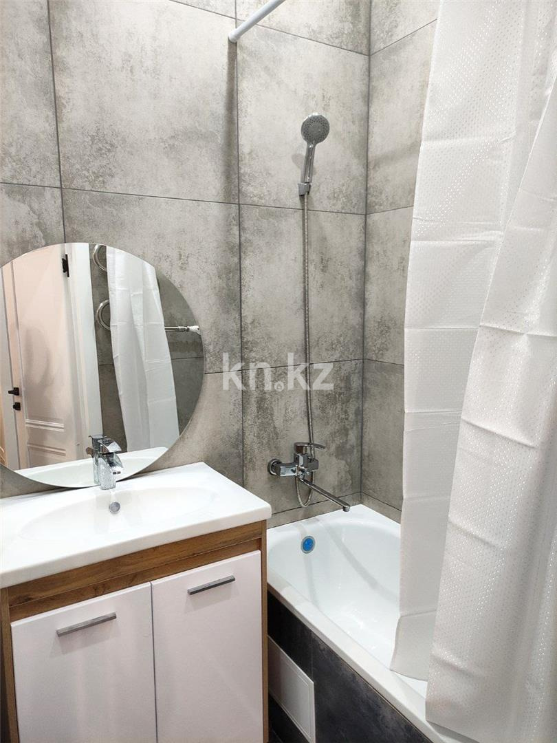 Продажа 2-комнатной квартиры, 54 м², ул. Дюсембекова - Продажа  двухкомнатных квартир в Караганде фото 8 из 12