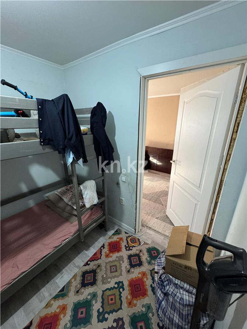 Продажа 3-комнатной квартиры, 45 м², ул. Зелинского - Продажа  трехкомнатных квартир в Караганде с фото фото 4 из 8