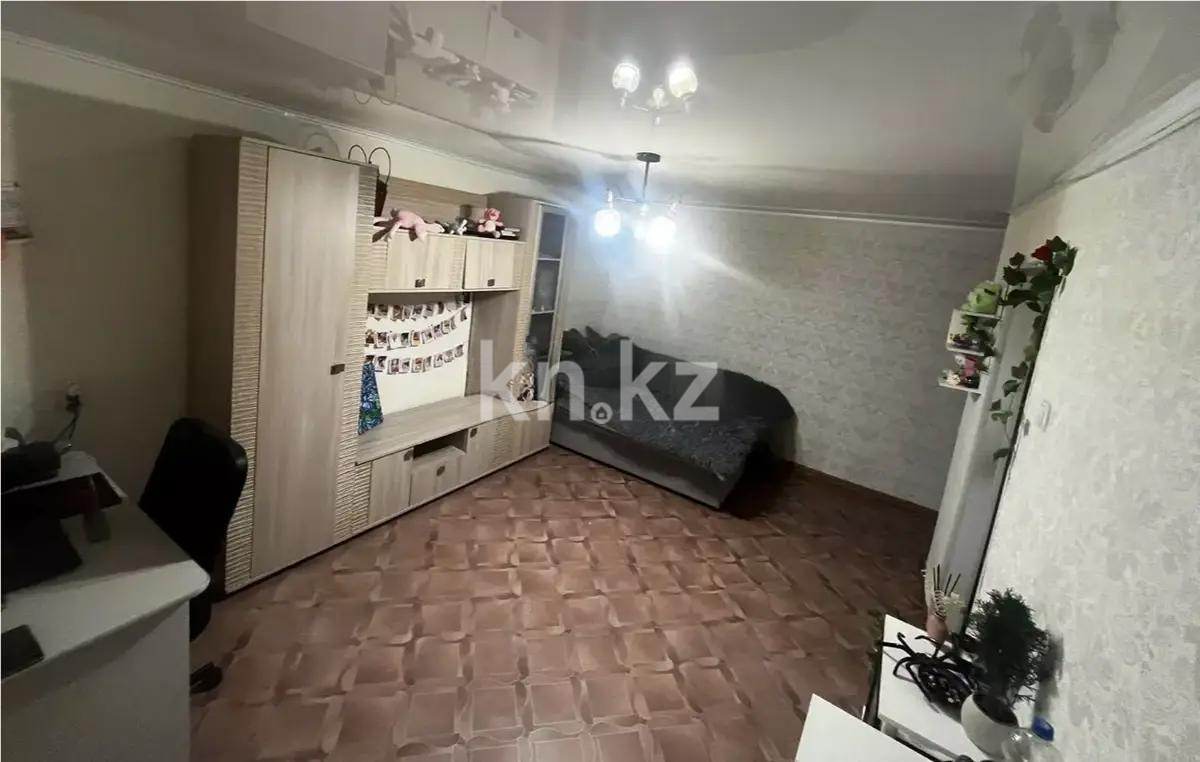 Продажа 3-комнатной квартиры, 60 м², пр. Республики, дом  69 - Продажа  трехкомнатных квартир в Темиртау без посредников фото 1 из 4