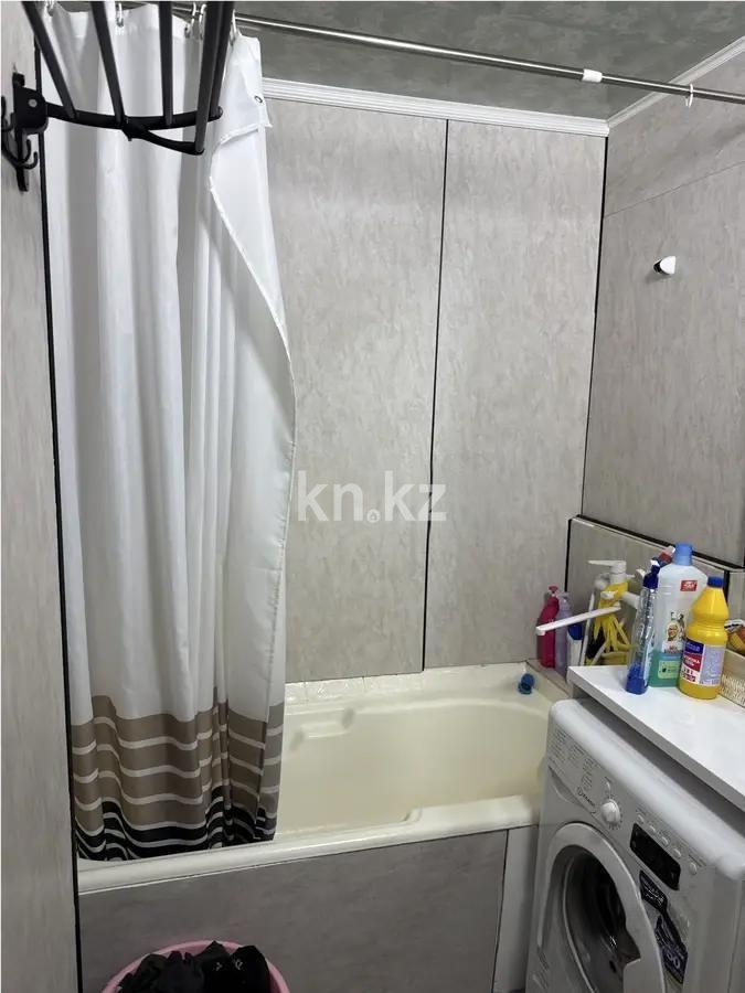 Продажа 4-комнатной квартиры, 104 м², мкр. Аксай-3а, дом  63 - Продажа квартир в Алматы фото 6 из 8