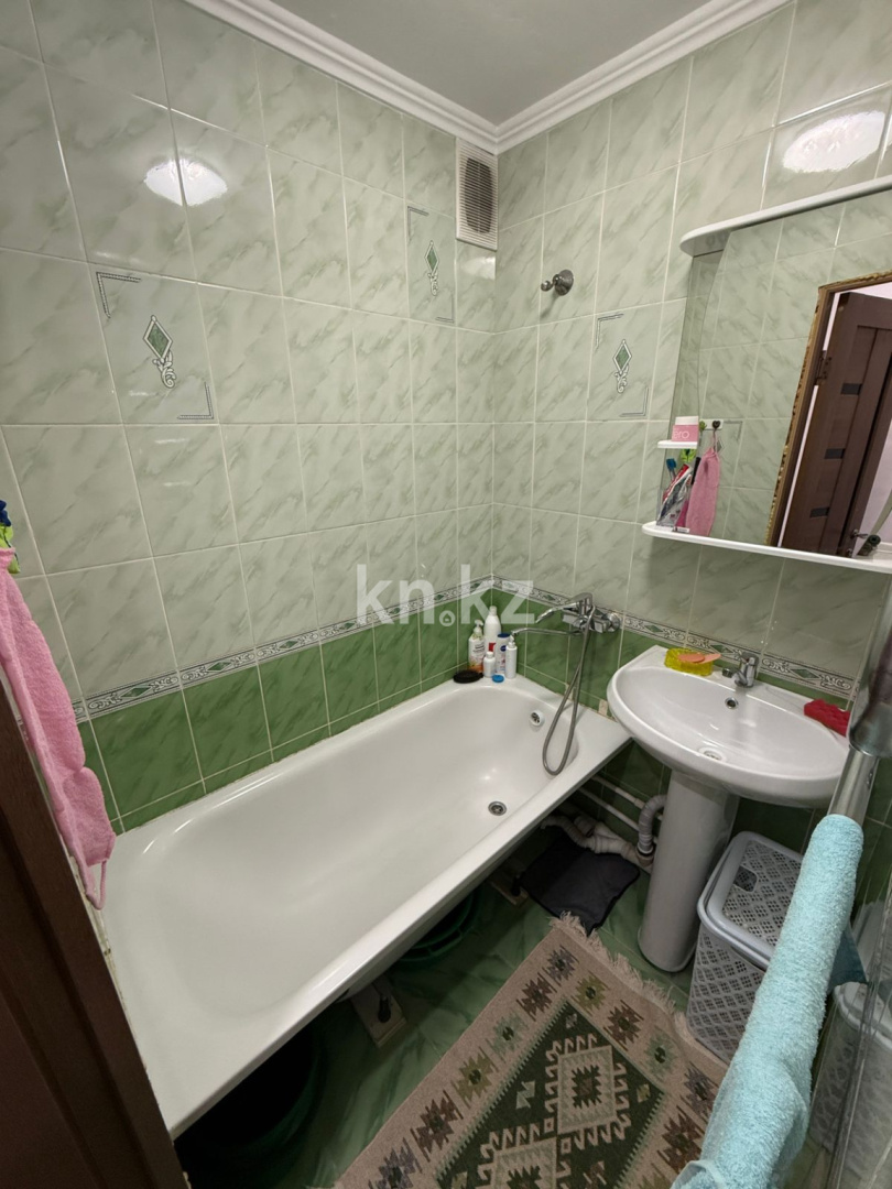 Продажа 2-комнатной квартиры, 43.4 м², пр. Республики, дом  6 - Продажа квартир в Караганде фото 7 из 12