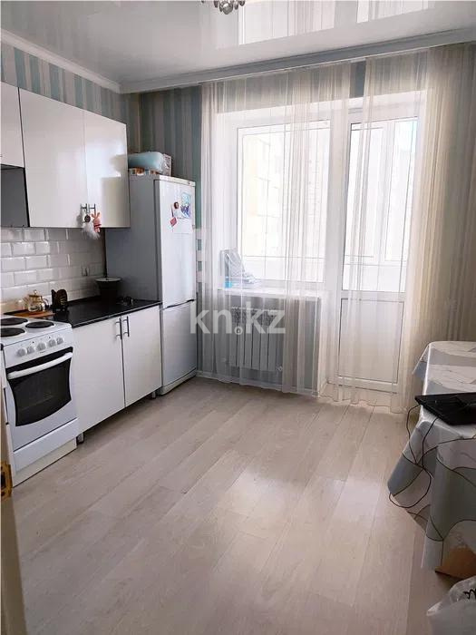 Продажа 1-комнатной квартиры, 38 м², ул. Нажимеденова, дом  20 - Продажа  однокомнатных квартир в Астане без посредников с фото фото 2 из 3