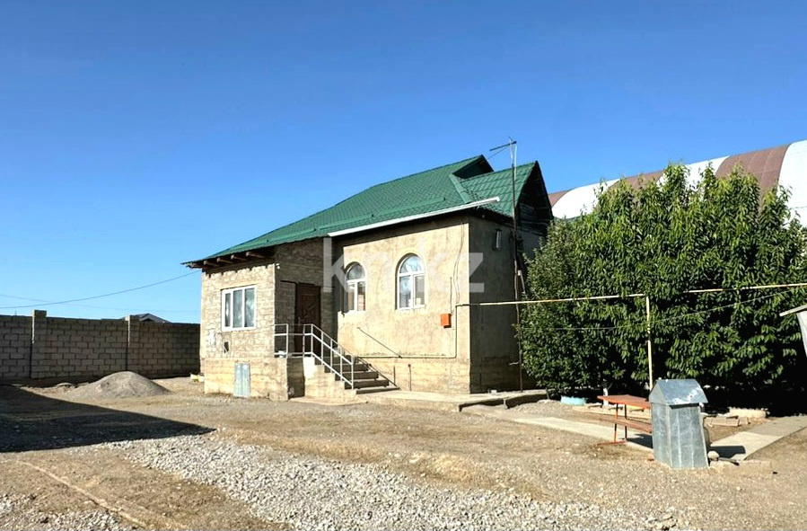 Продажа 4-комнатного дома, 176 м², ул. Еламан, дом  111 - Продажа квартир в Казахстане фото 1 из 24