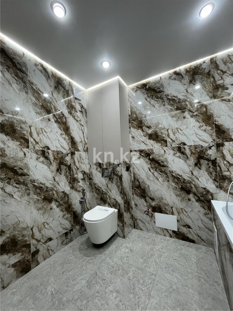 Продажа 4-комнатной квартиры, 110 м², ул. Букетова, дом  60/2 - Продажа квартир в Казахстане фото 28 из 39