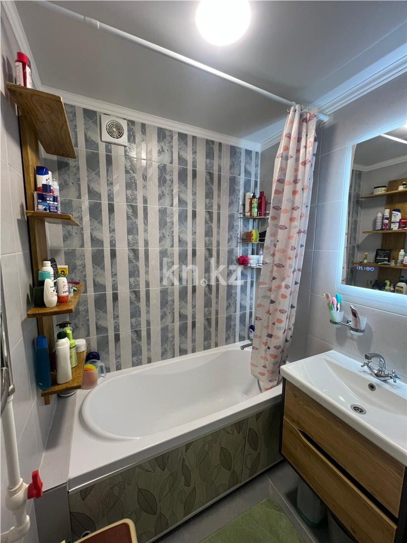 Продажа 3-комнатной квартиры, 62 м², ул. Ермекова - Продажа квартир в Караганде фото 13 из 15