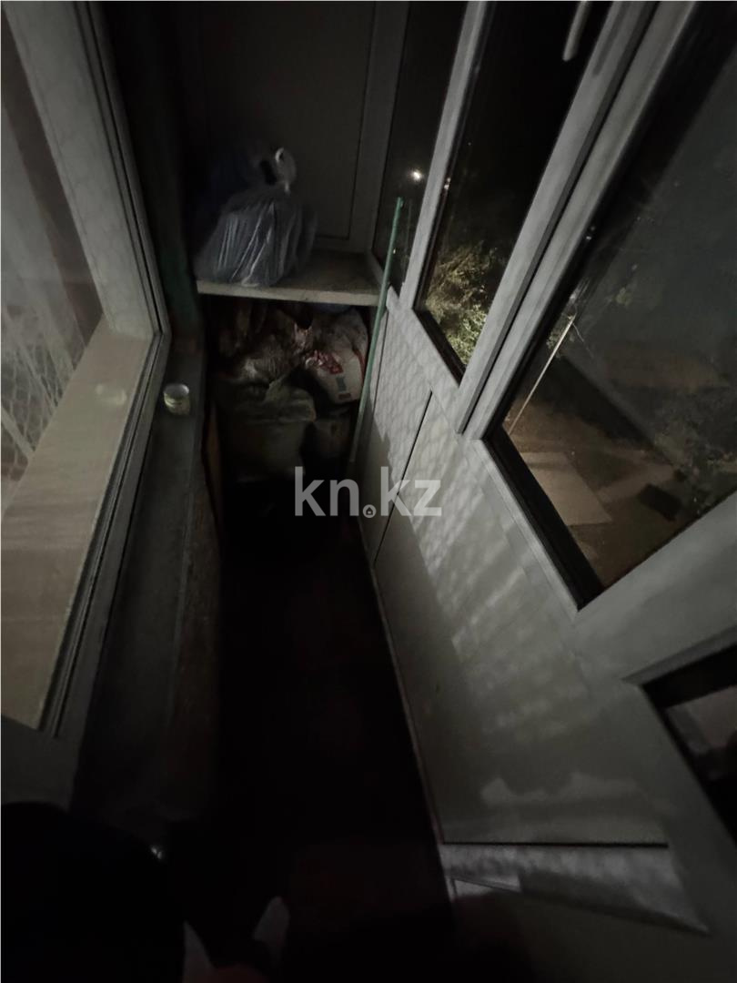 Продажа 3-комнатной квартиры, 64 м², мкр-н 22 - Продажа квартир в Караганде фото 17 из 19