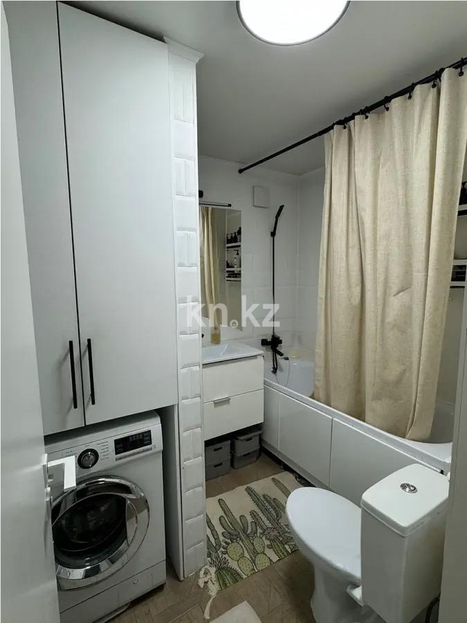 Продажа 3-комнатной квартиры, 64 м², ул. Жарокова, дом  16 в Алматы - фото 5