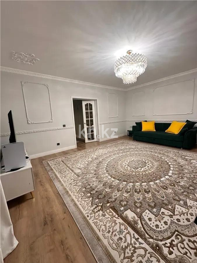 Продажа 4-комнатной квартиры, 132.3 м², ул. Достык, дом  12 - Продажа  четырехкомнатных квартир в новостройках Астаны без посредников с фото фото 1 из 8
