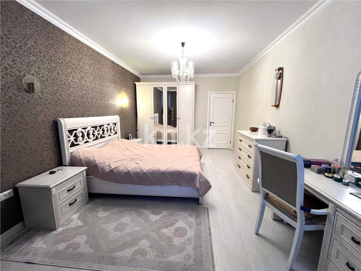 Продажа 4-комнатной квартиры, 136 м², пр. Шахтеров - Продажа  четырехкомнатных квартир в Караганде с фото фото 7 из 34