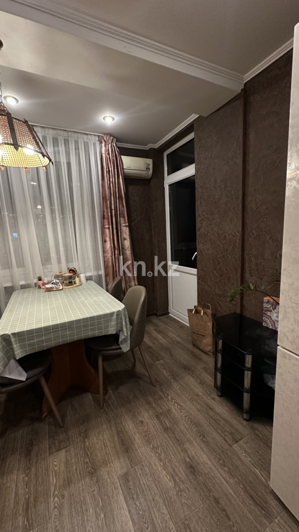 Продажа 2-комнатной квартиры, 69 м², ул. Муканова, дом  245 - ул. Курмангазы - Продажа квартир в Алматы фото 3 из 26