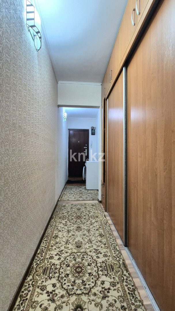 Продажа 3-комнатной квартиры, 57.5 м², 2 мкр., дом  36 - Продажа квартир в Алматы с фото фото 4 из 19