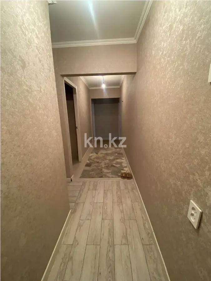 Продажа 3-комнатной квартиры, 68 м², мкр-н Аксай-3, дом  12 в Алматы - фото 6